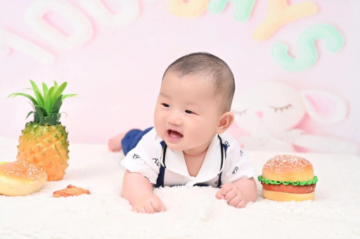 大庆八个月宝宝打嗝 大庆八个月宝宝打嗝